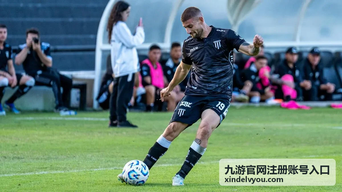 在手机上完成九游官网注册账号入口操作
